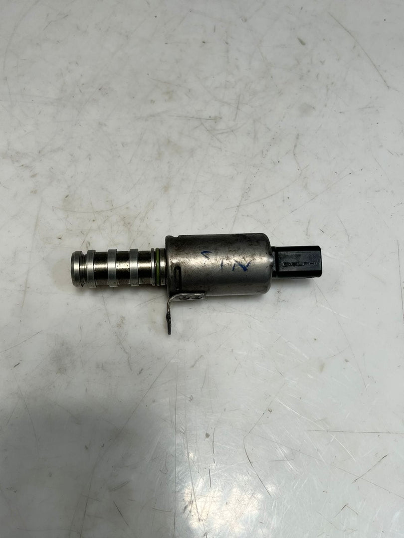 BMW R55 F20 F21 F30 F31 F35 Vanos Solenoid Valve Electric-Hydraulic 8610388 OEM