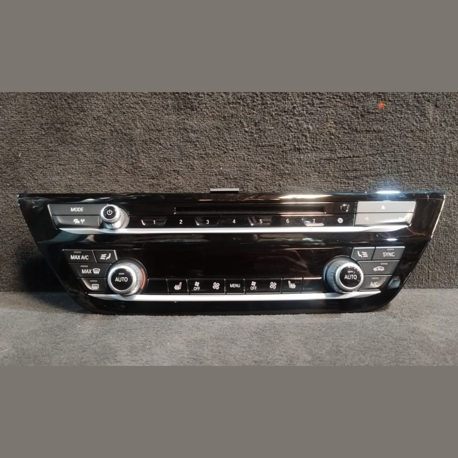 BMW G30 G31 G32 CLIMATE CONTROL & RADIO AUDIO SWITCH PANEL P/N  6834435