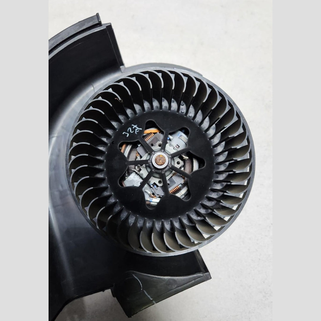 2007-2013 BMW X5 Heater Blower Motor T1001857A X5 E70 LHD