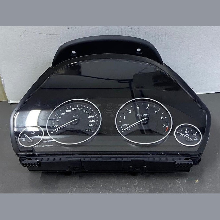 OEM BMW F30 F31 F32 F33 Speedometer Instrument Cluster KMH 9285637