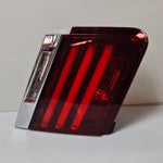 Bild in die Galerieansicht laden, 2013-2015 BMW Alpina 7 Series F01 F02 F03 LCI Rear Trunk Lid Light 7300271