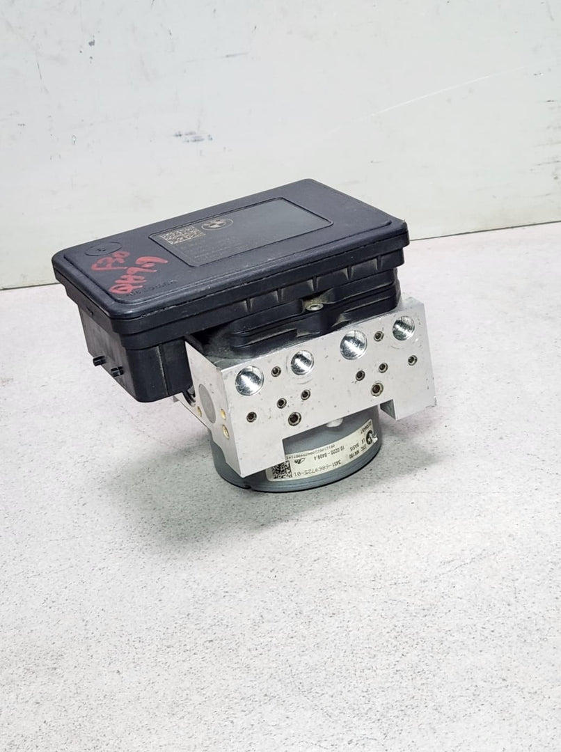2014-2016 BMW 328i Abs Pump 6869725 F20 F21 F30 F31