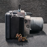 Load image into Gallery viewer, BMW F07 DSC ANTI BREAKING SYSTEM PUMP BREAK HYDRO CONTROL UNIT MODULE - 6853400