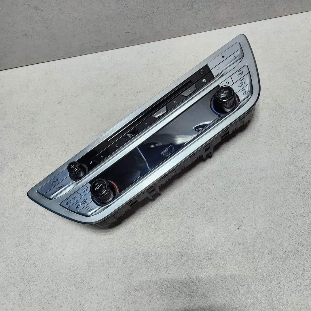 2016-2019 BMW 740i Climate Control Unit 6822777 G11 G12 740i 750xi