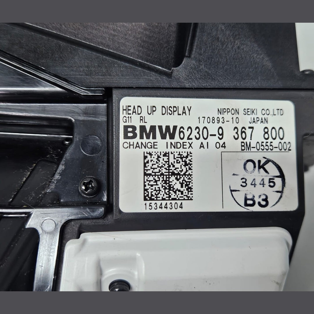 2015 BMW 740i 7 Series G11 G12 Head Up Display Screen 9367800 OEM