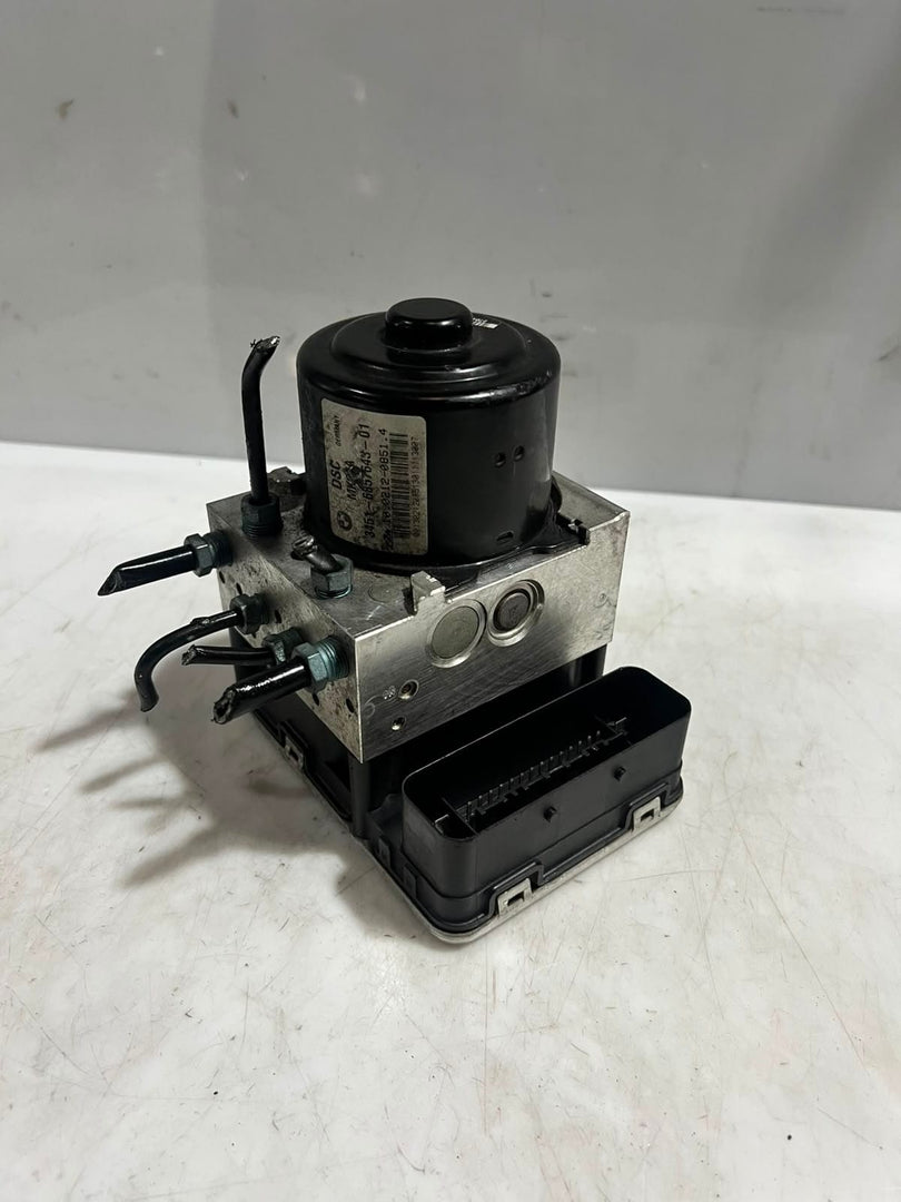 2011-2017 BMW X3 F25 and X4 F26 Abs Brake Pump Control Module 6857644 OEM