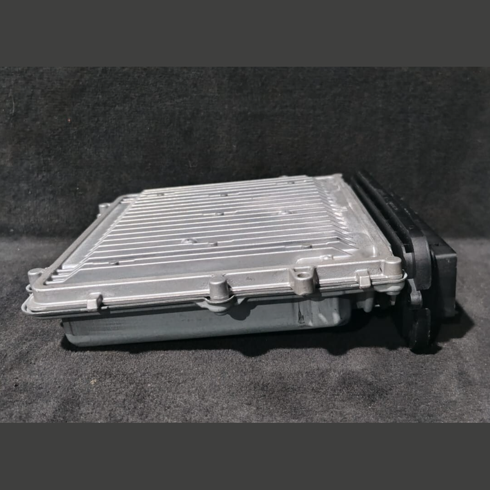 BMW 5, 7 SERIES F01 F07, F02 N57 ENGINE CONTROL UNIT ECU ECM DDE 8516753