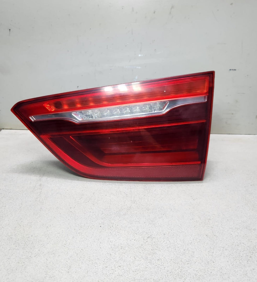 2016-2018 BMW X6 Tailgate Inner Light 7438826 X6 F16 F86 OEM