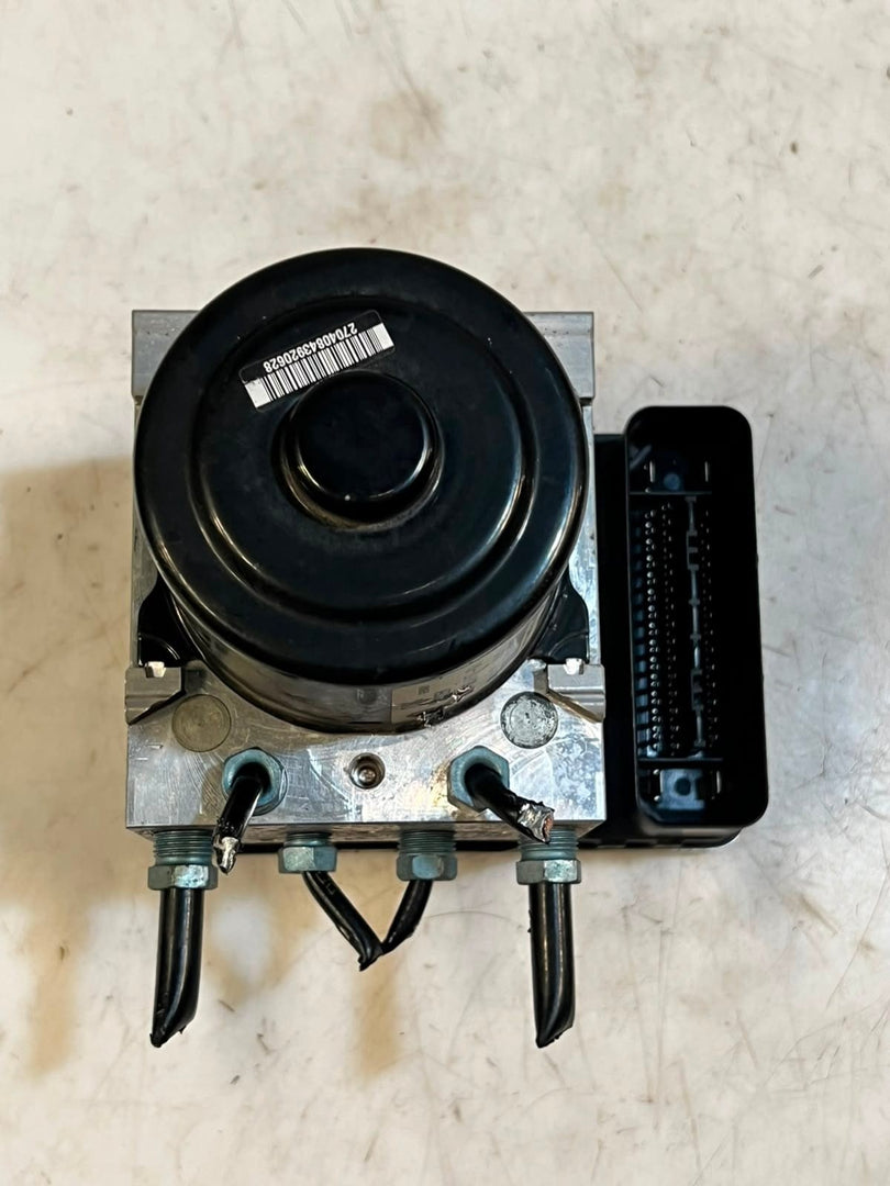 2012 BMW X3 F25 ABS DSC Brake Pump Module 6859757 OEM