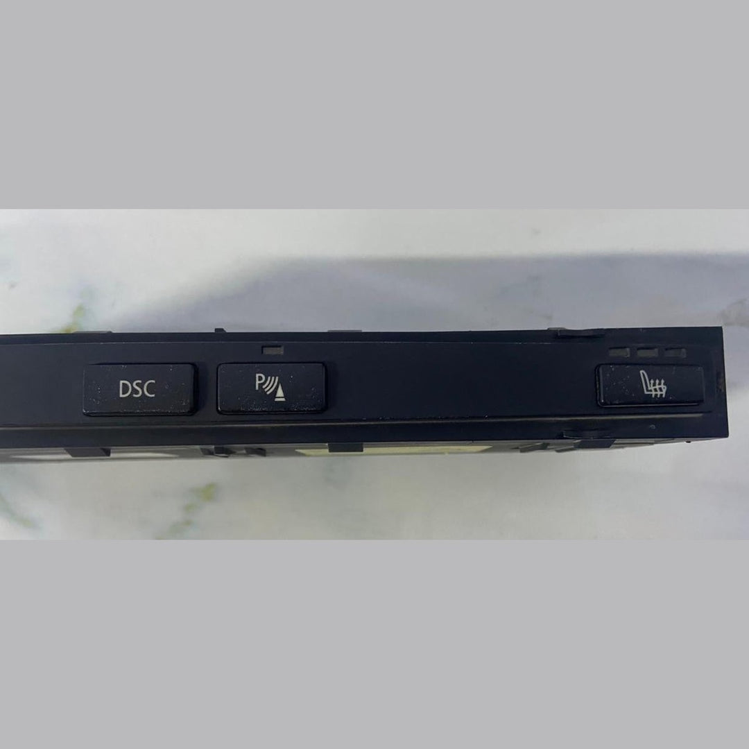 OEM BMW E60 E61 CENTER CONSOLE SWITCH MODULE DSC PDC SEAT HEATING 6938313