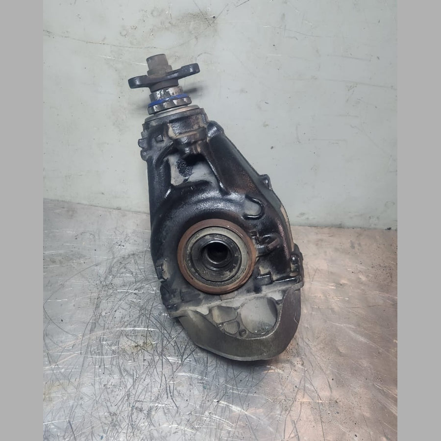 2015-2016 BMW 228i Rear Differential Carrier Assembly 7612168 230i 328i 330 2.81