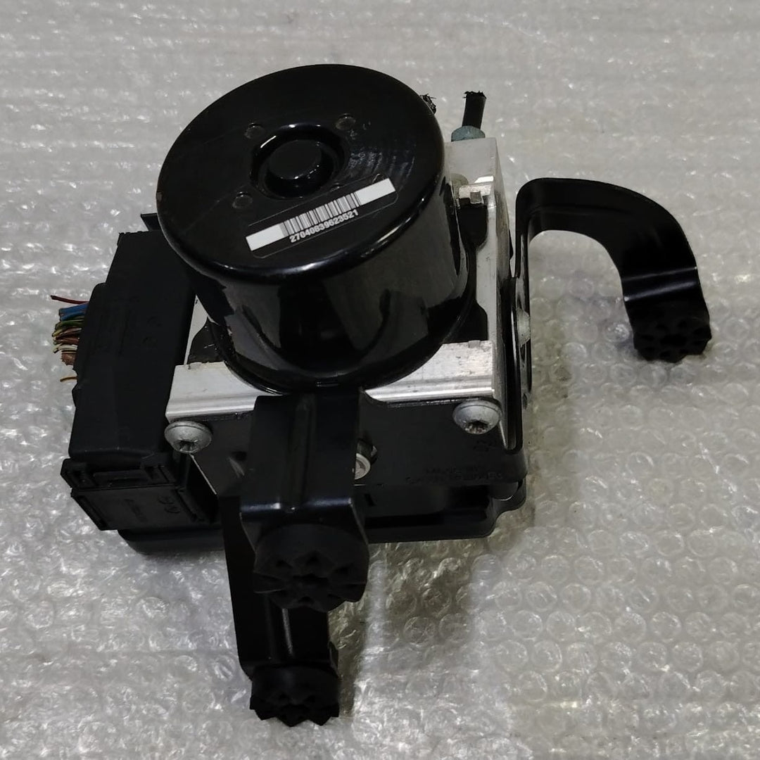 OEM BMW 1 SERIES F20 F21 2012 2.0 DIESEL ABS PUMP CONTROL MODULE UNIT 6860730