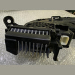 قم بتحميل الصورة إلى عارض الصور، OEM 2023-2024 BMW 7 SERIES G70 RIGHT DRL DAYTIME RUNNING LIGHT LED 9450080