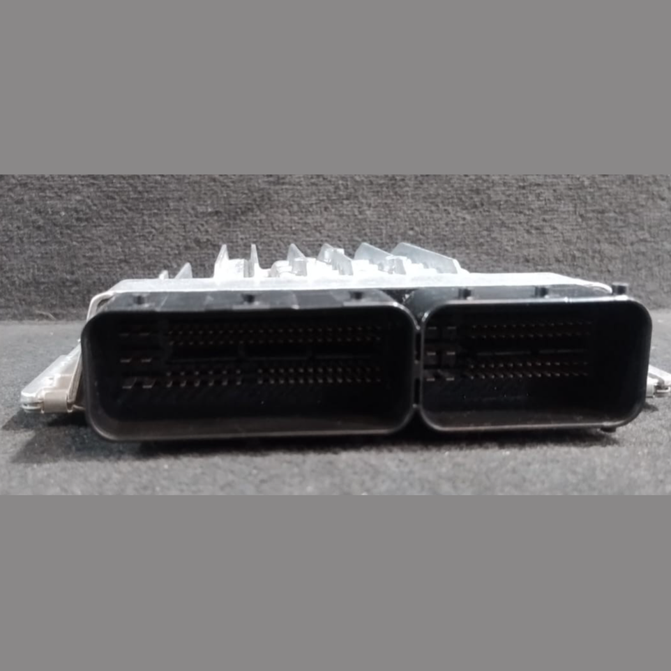 BMW E90/E92 E93 ENGINE DME CONTROL MODULE ECU P/N 7581123