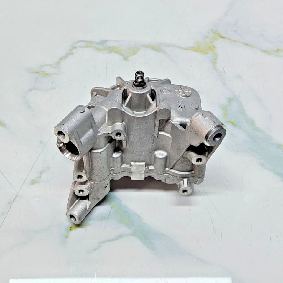 BMW 5 Series, X5, 650i, 750i, 550i N63 B44 Engine Oil Pump Brand New 7612772 OEM
