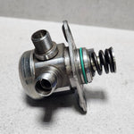Bild in die Galerieansicht laden, 2012-2018 Mercedes-Benz CLS550 High Pressure Fuel Pump A2780701101