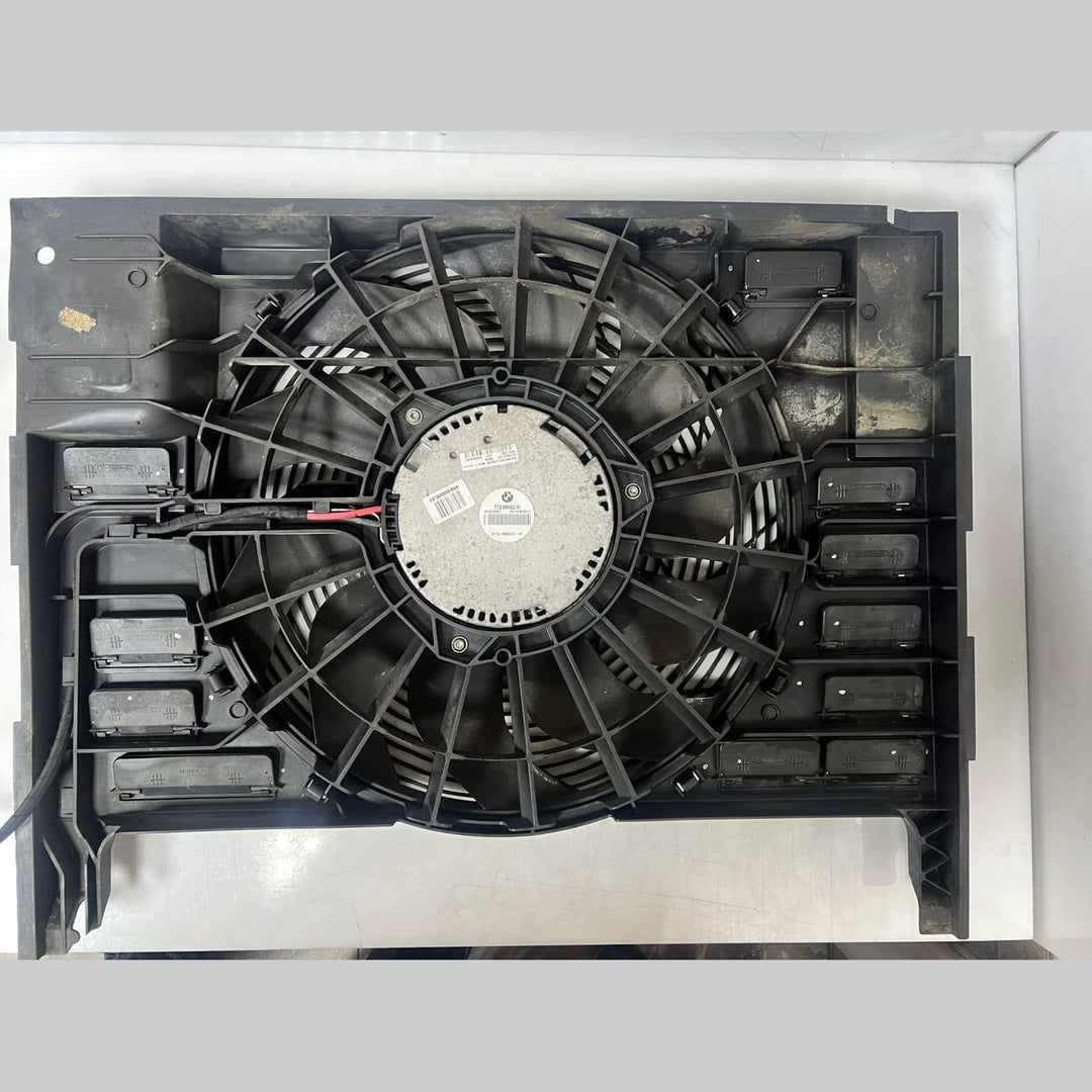 2006 BMW 760i Cooling Fan 6946372 E65 E66 760i 760Li E67 7 SERIES E65 E66