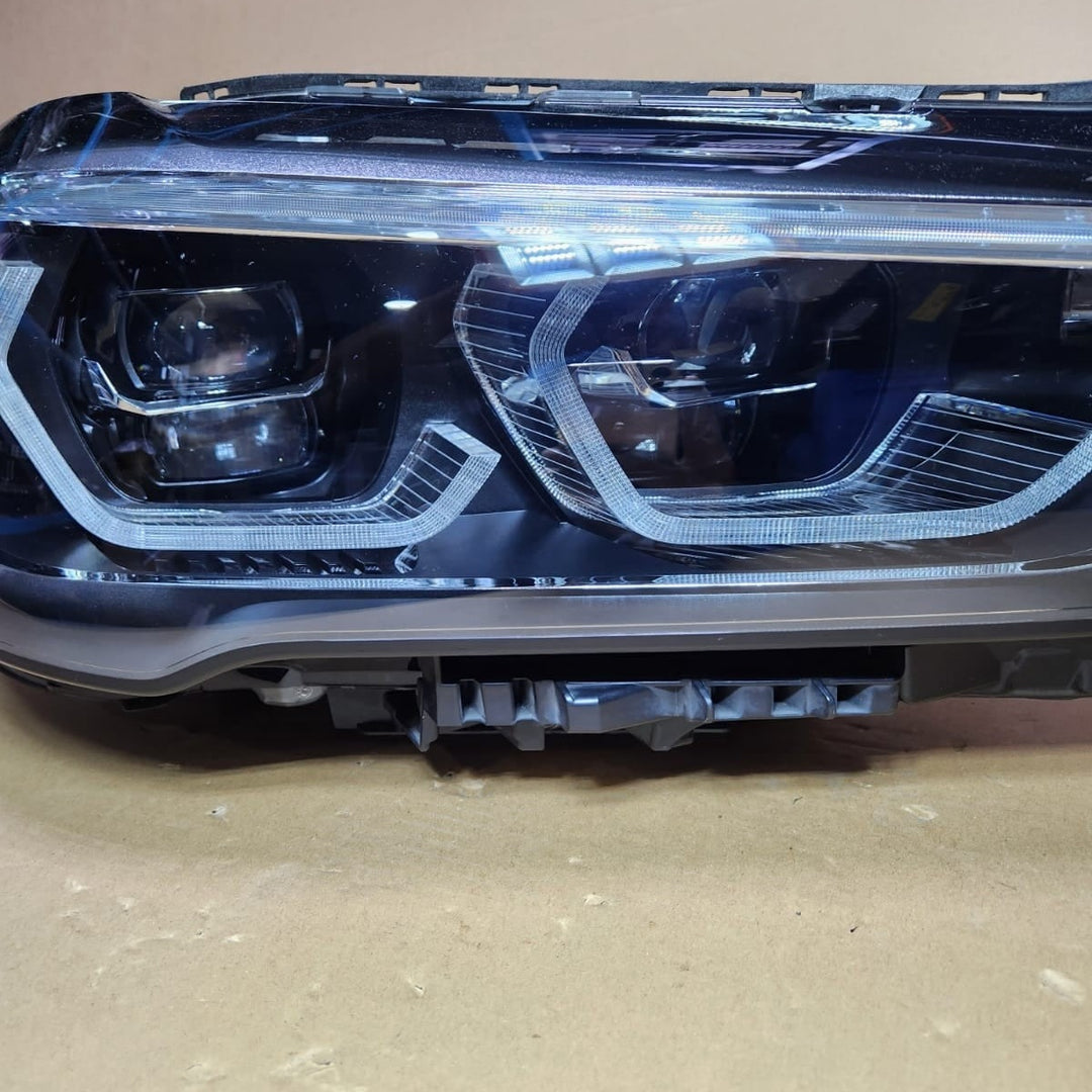 Genuine 2019-2022 BMW X1 Right SIDE Led Headlight 5A01182 X1 F48 LCI