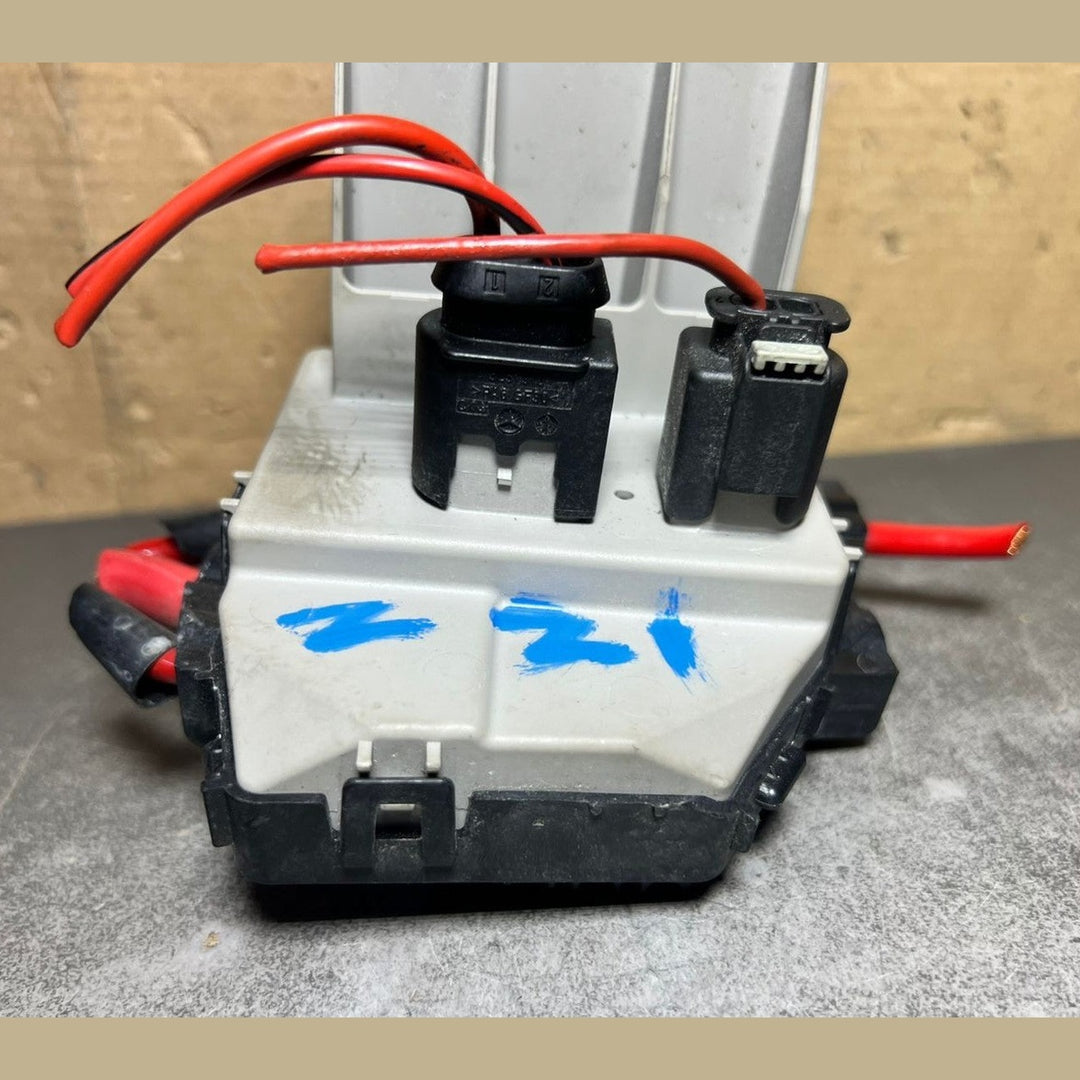 2010-2013 Mercedes W221 S-Class W216 CL500 Junction Fuse Box A221 5406750 OEM