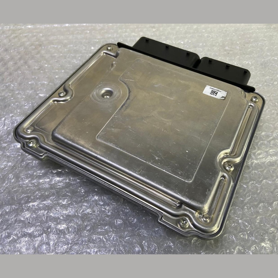OEM BMW 3 F30 F35 F31 B47 ENGINE CONTROL MODULE ECU ONLY DDE 8470176 BOSCH