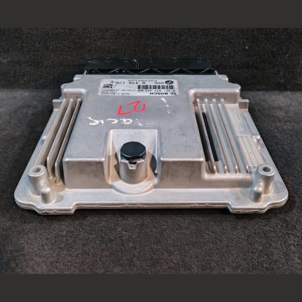 BMW 3 F30 F35 F31 ENGINE DIESEL CONTROL MODULE ECU ONLY OEM DDE 8470176
