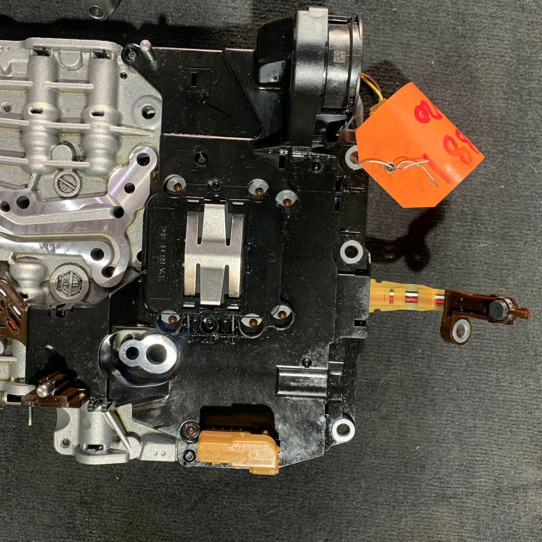 BMW F30 320I N20 2013 Gasoline TRANSMISSION VALVE BODY P/N 8618881