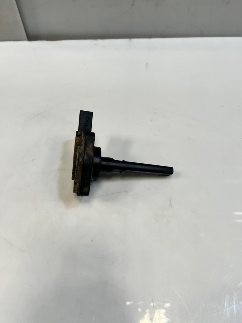 1999-2000 BMW 328i 3 Series E46 Engine sump pan Oil Level Sensor 1433596 OEM