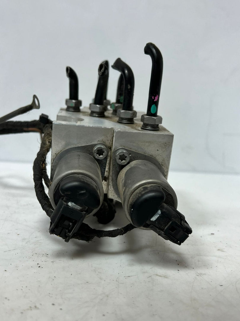 2007-2019 BMW X6 F16 F86 X5 F15 F85 Genuine Valve Block Dynamic Drive 6794578