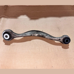Bild in die Galerieansicht laden, BMW 5 SERIES G30 6 G32 G14 7 SERIES G12 CONTROL ARM RUBBER BUSHING LEFT 6861115