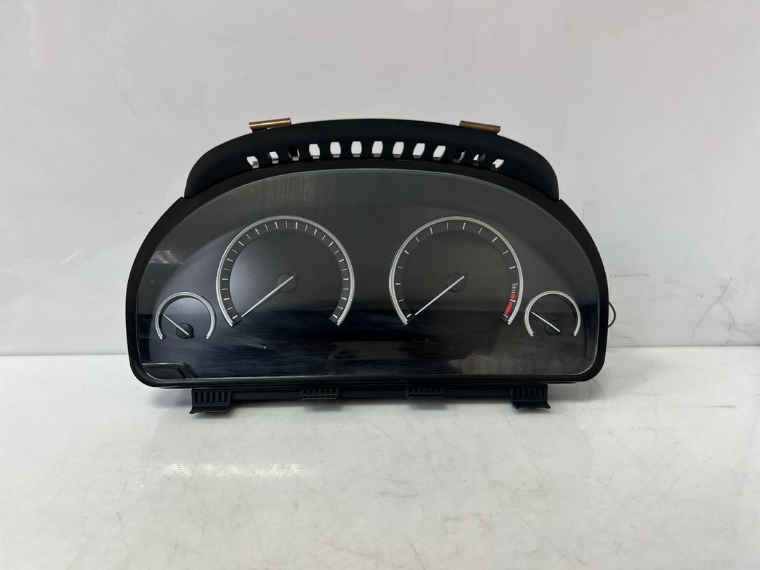2009-2013 BMW 750i 7 Series F01 F02 F03 F04 4.4L Instrument Cluster 9220794 OEM