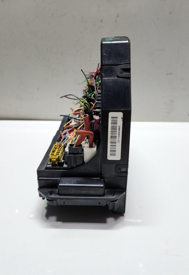 10-16 Mercedes-Benz W212 W204 Front SAM Module Relay Fuse Box A212 9009908 OEM