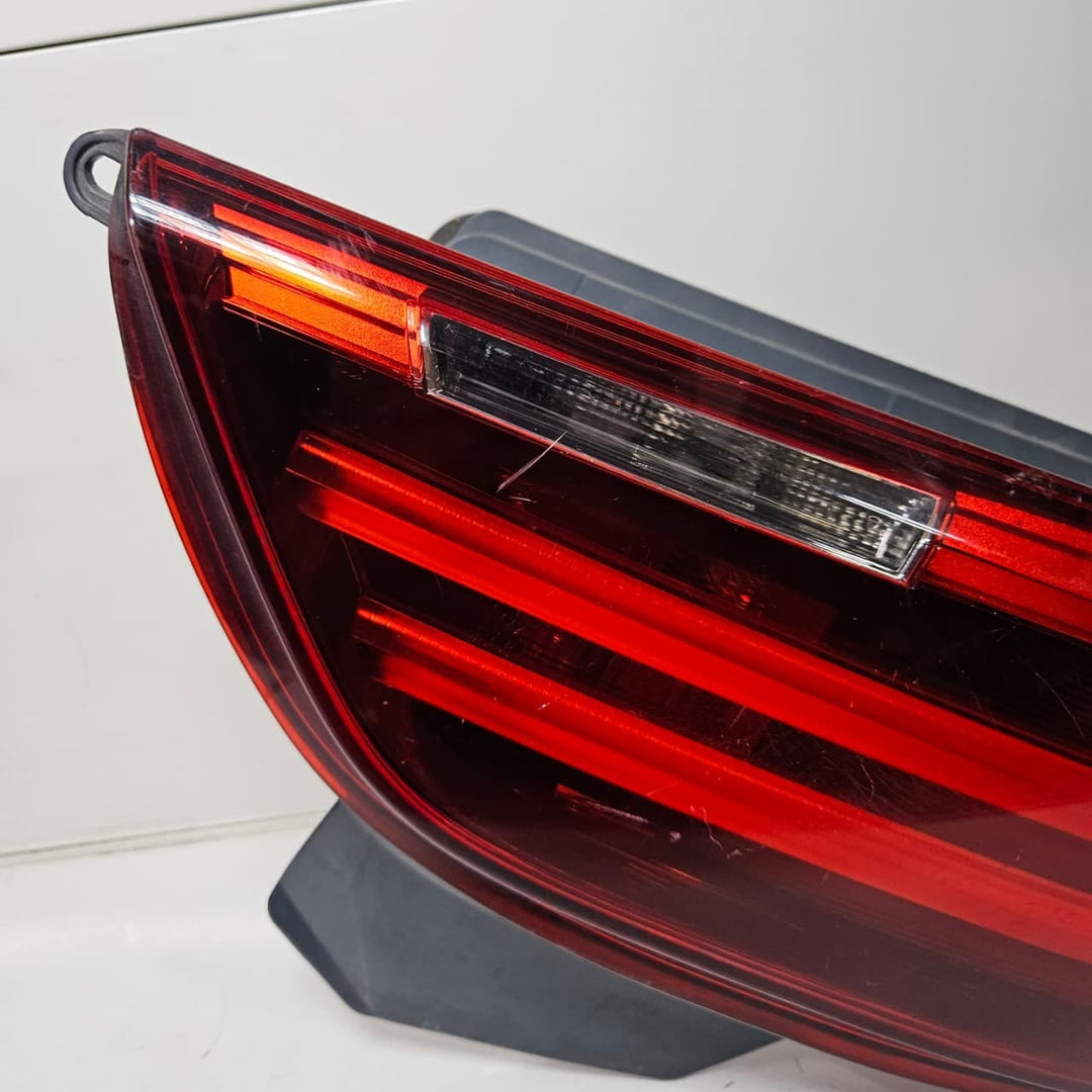 7306168-2010-2017 BMW 5 Series F07 GT F10 535i GT Rear Light in Trunk Lid Right 