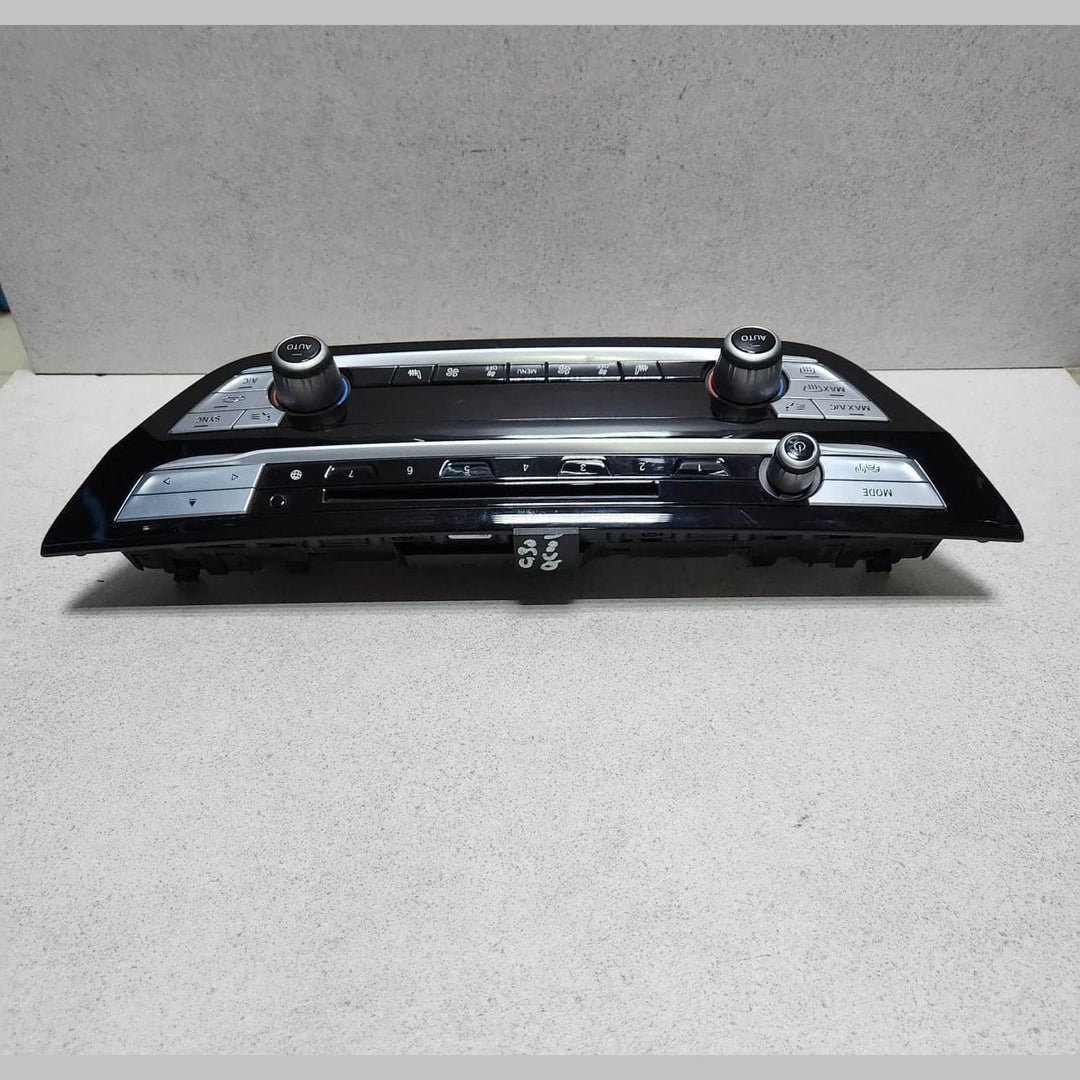 BMW Air Conditioning Control Panel 9495838 G30 G31 G32 and M5 F90