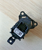 Load image into Gallery viewer, BMW CAS4 X3 F25 20d B47 ECU Engine Control Unit Kit with Key DDE 8588946