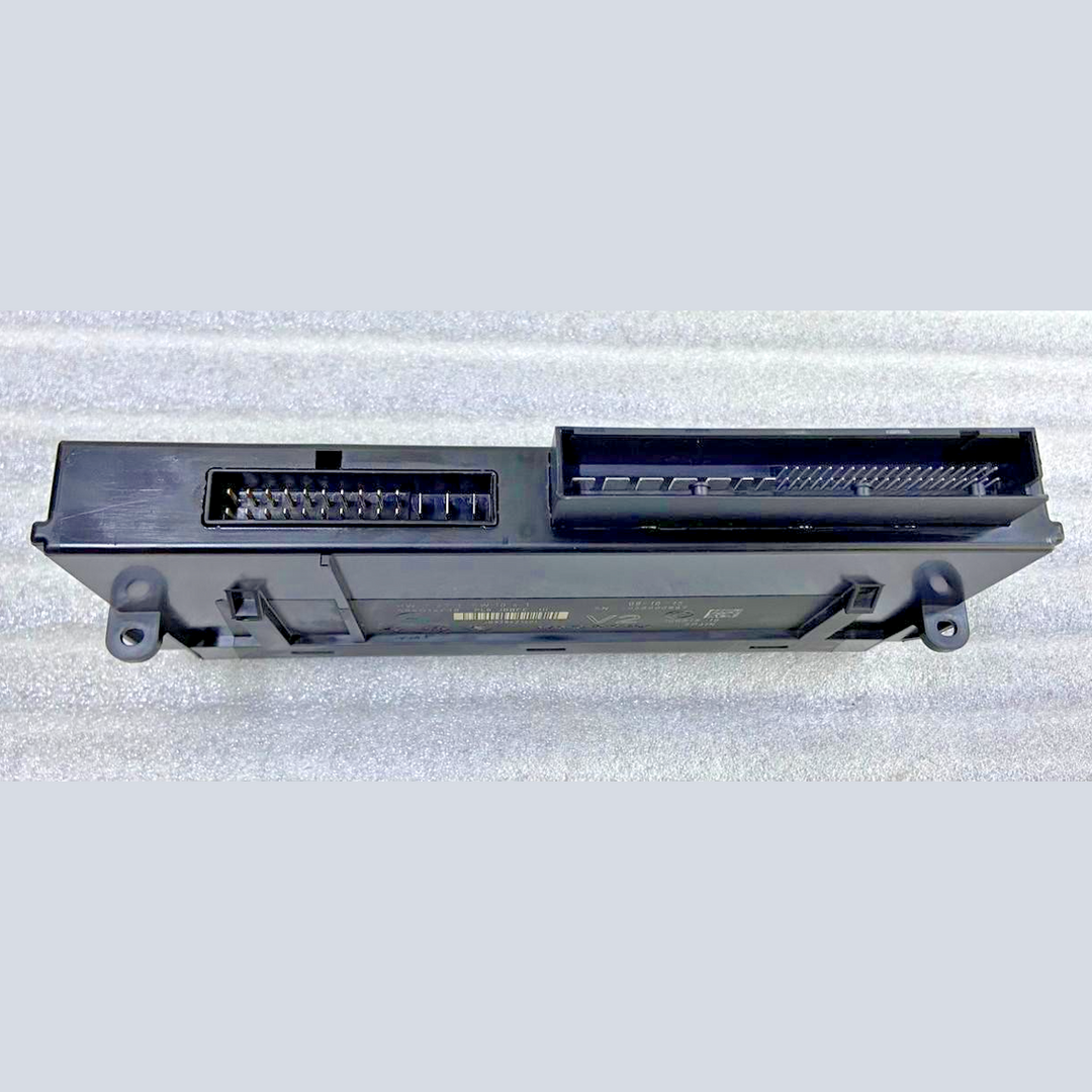 OEM BMW 5 SERIES F10 COMFORT MODULE JUNCTION BOX V2 UNIT 504D14F21