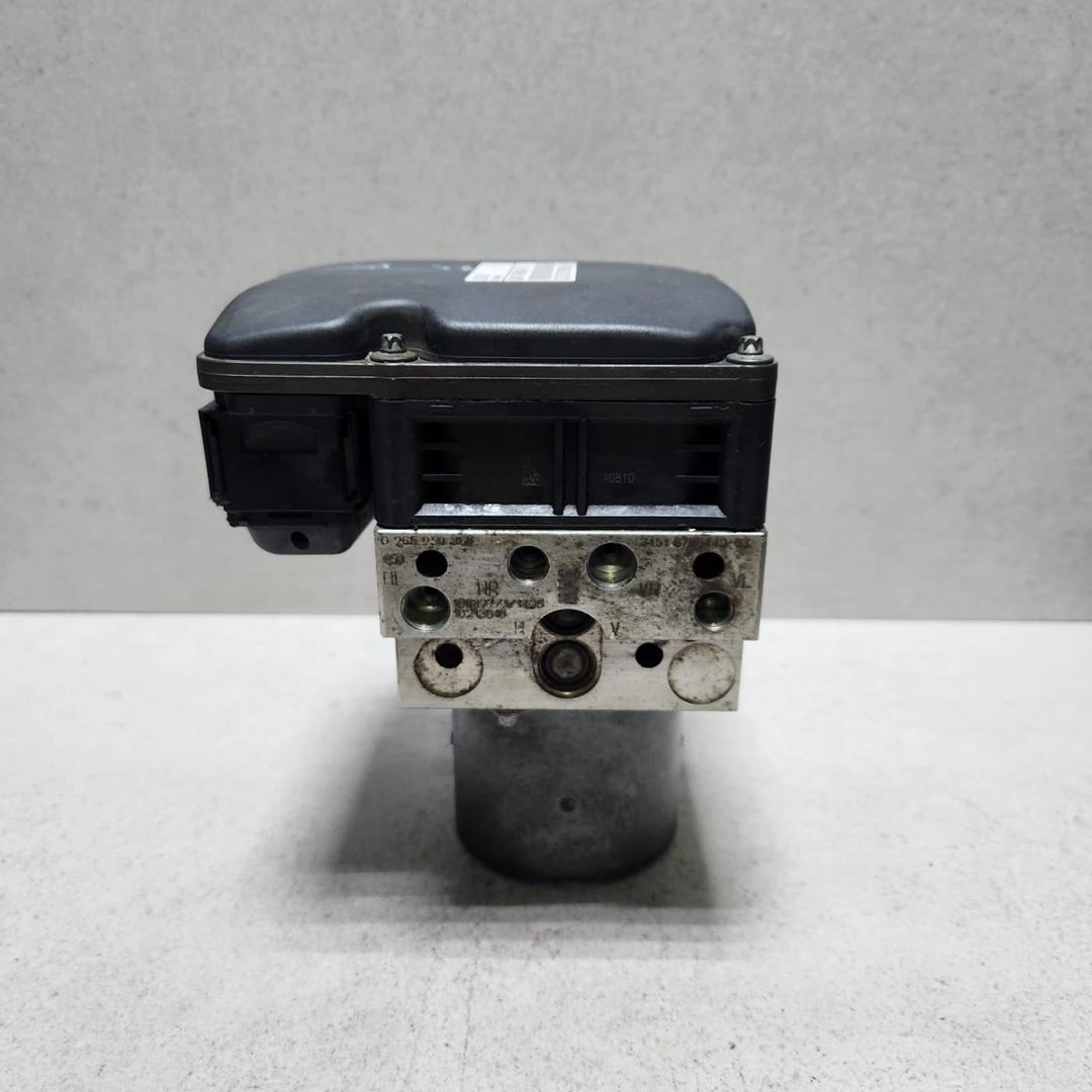 BMW Abs Hydraulic Unit 6799048 7 Series F01 F02