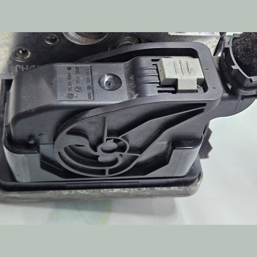 2016-2020 BMW G30, G32, G11, G12, G01 X3 Abs Dsc Pump Control Module 6876246 OEM