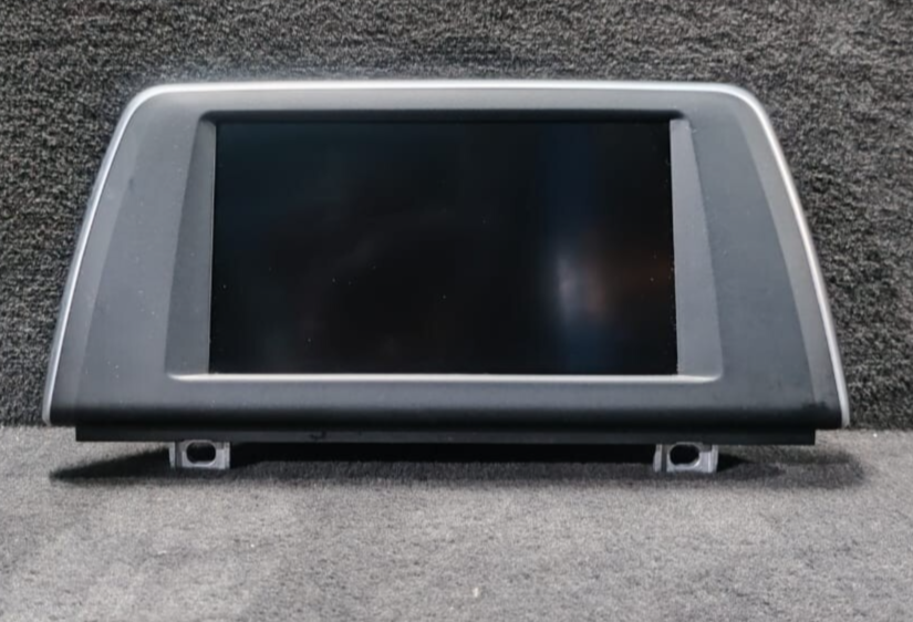 BMW X1 F48 INFORMATION GPS DASH DISPLAY 6.5 SCREEN OEM-  9322123