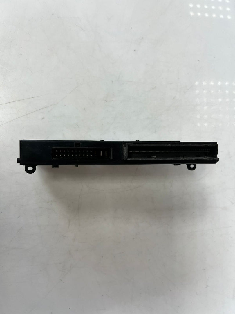 2004 - 2013 BMW 1 Series E81 E87 Body Control Module BCM 9177983 OEM