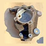Load image into Gallery viewer, BMW 128 KNUCKLE CARRIER RIGHT FRONT 2009 2010 2011 2012 E82 135 3121 6773210 OEM