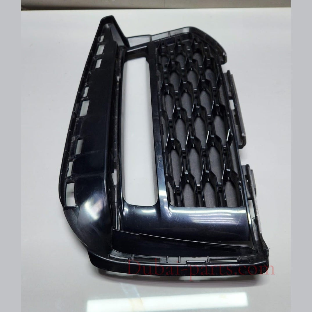 2017-2023 BMW 530i Front Bumper Lower Grill Cover  8064966 5 Series G30 G31 OEM
