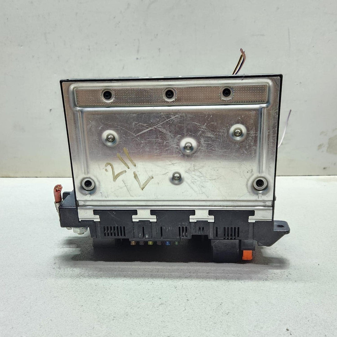 2003-2009 Mercedes-Benz E320 Front Sam Control Unit Fuse Box Module 2115457701