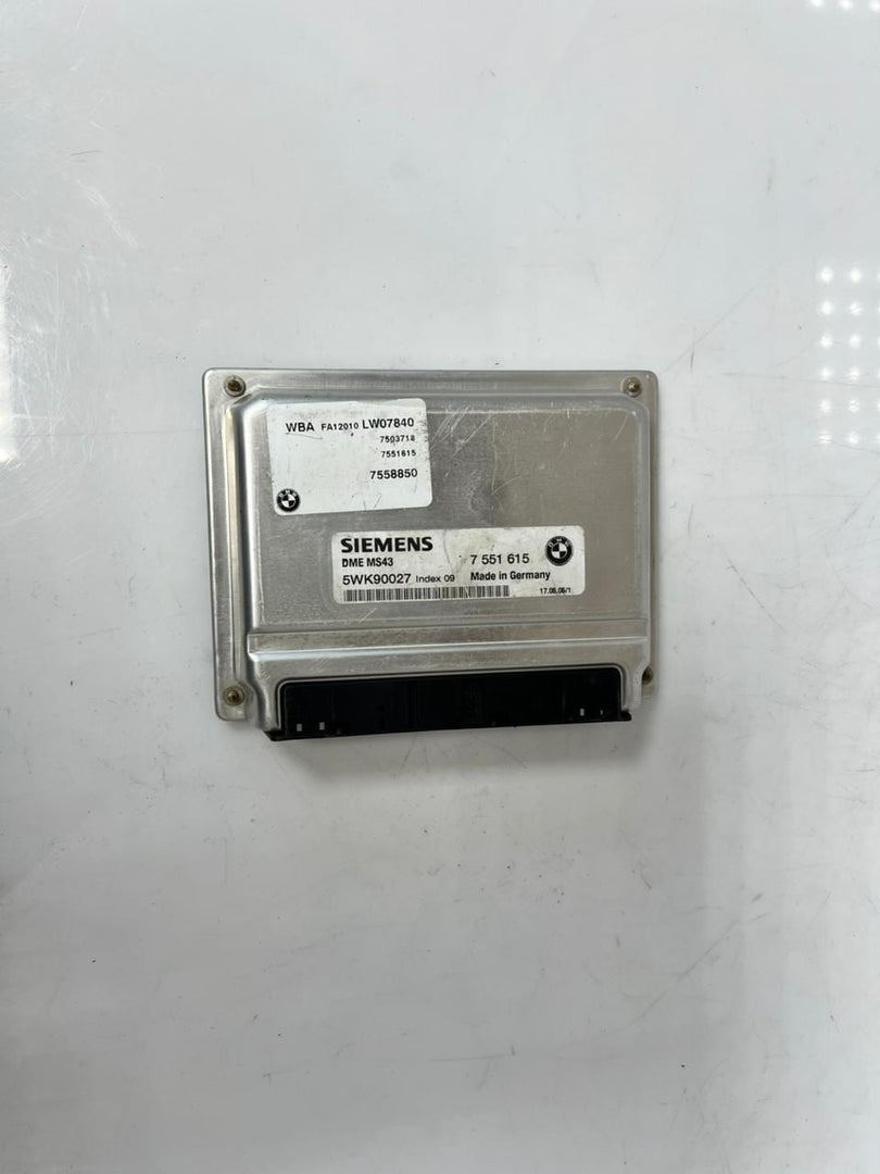 2002-2006 BMW X5 3.0L 5WK90027 MS43 SIEMENS Engine Control Unit ECU 7551615 OEM
