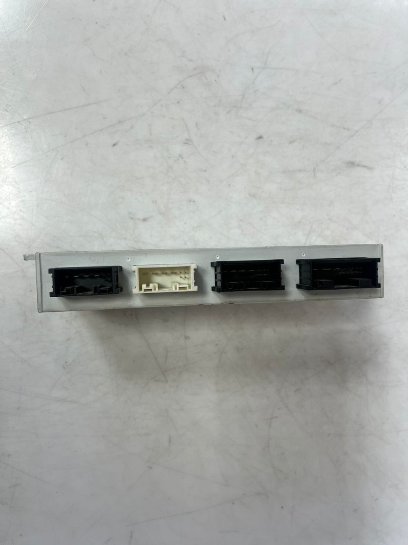 BMW F11 5 Series Tailgate Control Unit 7304901 OEM