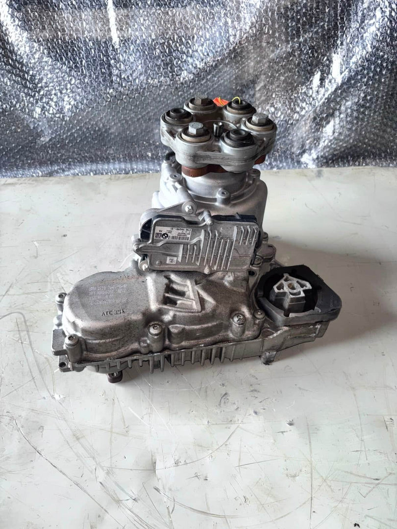 2012-2016 BMW 328i Transfer Case 7643756 2,3,4,5,6,and 7 Series xDrive OEM 