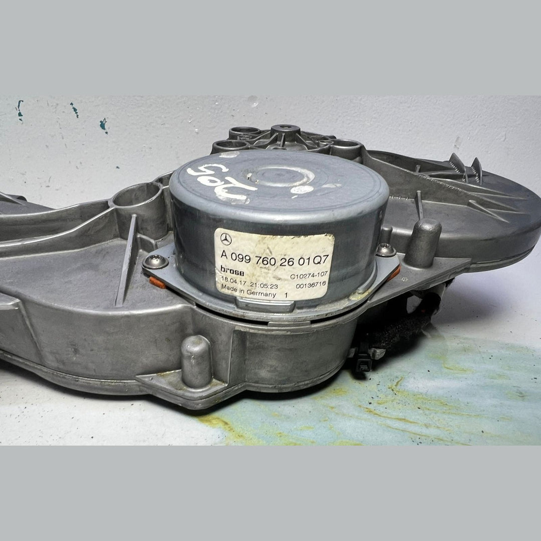 Mercedes W205 C-Class Power Tailgate Liftgate Motor Actuator A099 7602601 OEM