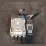 Load image into Gallery viewer, BMW X1 F48  ANTI LOCK BREACKING SYSYTEM MODULE  PUMP 6877109  (N159)  -6877110