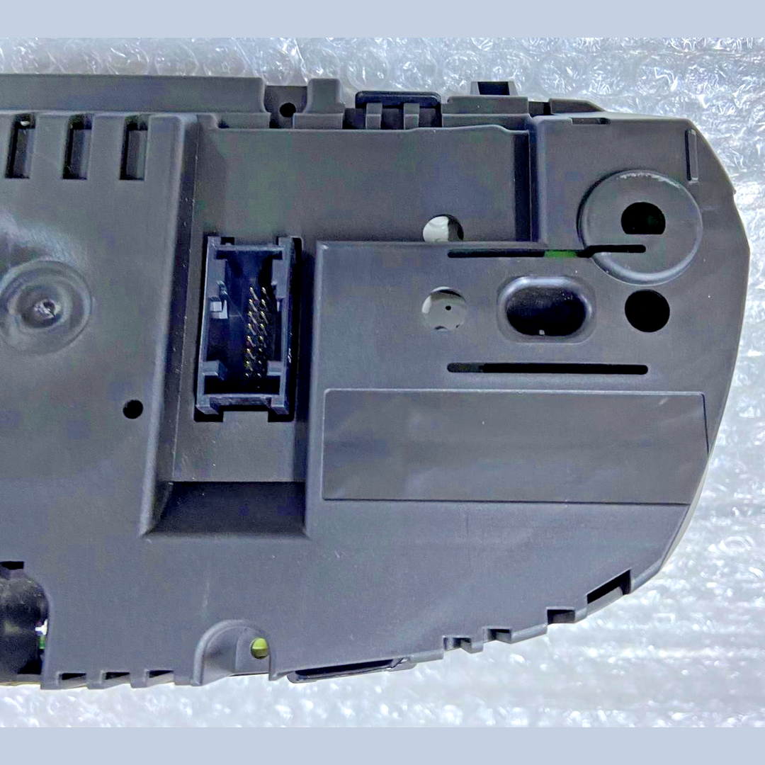 OEM BMW E90 E91 E92 E93 E84 Speedometer Instrument Cluster (KM/H) 9283809