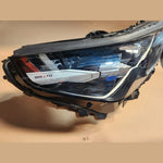Bild in die Galerieansicht laden, Genuine BMW Adaptive LED Headlight 5A798D2 5 Series G60 G61 and M5