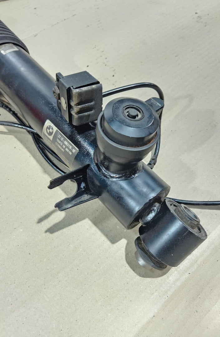 2014-2018 BMW X5 Shock Absorber Rear Right 6863178 X5 F15 and X6 F16 xDrive